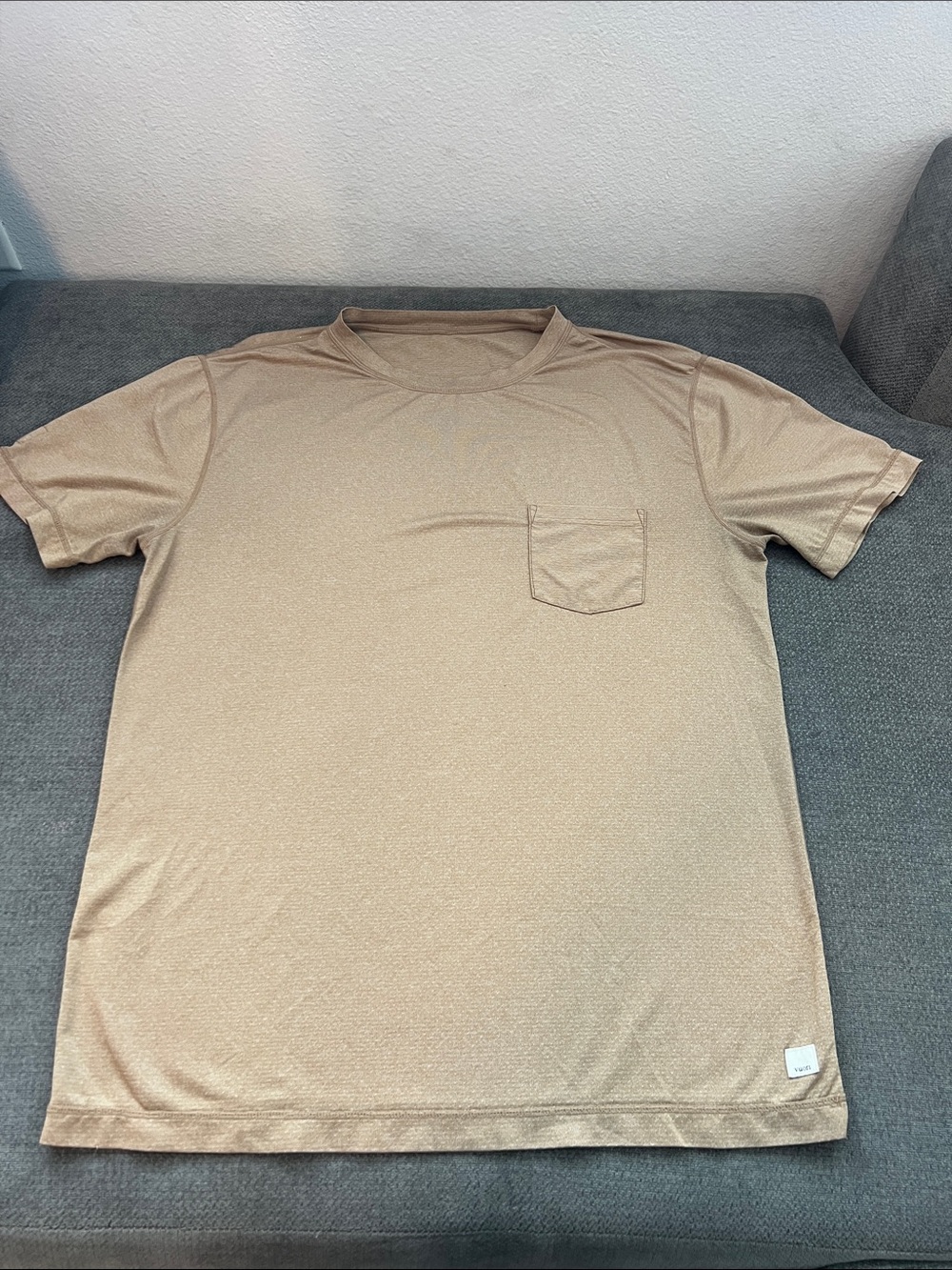 Vuori Men's Light Tan Pocket Short Sleeve Tee